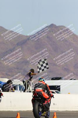 media/Dec-17-2023-CVMA (Sun) [[bf0c04832d]]/Race 2 Amateur Supersport Open/